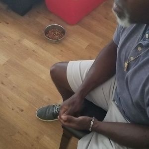 Meet your Posher, Harold